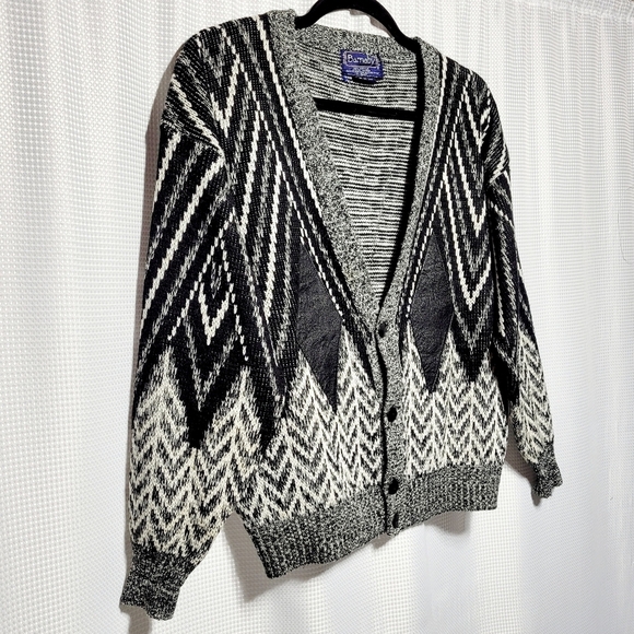 VTG Barnaby Men’s Grandpa Chevron Knit & Leather Diamond Accent Cardigan (XL) - Picture 2 of 11